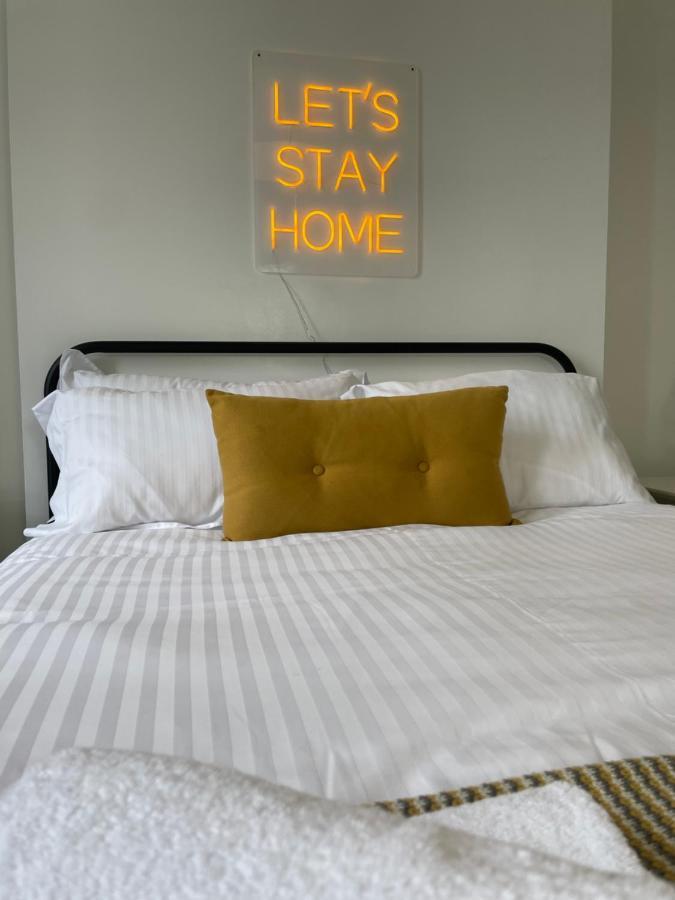 Spacious Victorian Birkdale Apartment With Garden 사우스포트 외부 사진